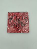 دفتریادداشت 14*14 همراه جاسوئیچی دلجو (دکمه) - love 