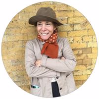 لوری کراسنی براون