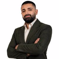 آرمین کمالی نائینی