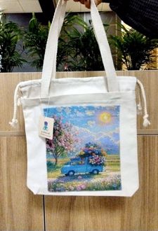 کیف پارچه‌ای جیب‌دار 31*31 (طرح کامیون گل،کد 2129)