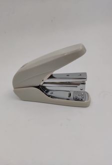 ماشین دوخت (منگنه) 24/6 پارسیکار (سفید)