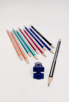 اتود 2 میل بدنه سه‌گوش با مغز گرید 2B همراه با تراش (10عددی) سیکلاس