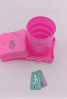 لیوان سفری تاشو (فرمی نو) مربعی صورتی