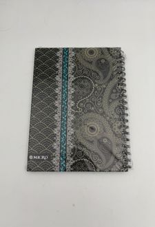 دفتر 100 برگ B5 سیمی کشدار طرح‌دار میکرو (سنتی مشکی)