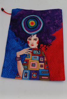 کاور کتاب مخملی سایز 28*20 (انار چاپ) آبی‌قرمز دختر