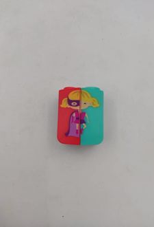 تراش دو سوراخ قهرمان اسکول فنز - (قرمز سبز)