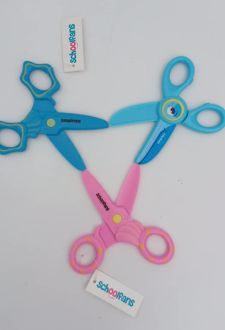 قیچی تیغه پلاستیک ماهی اسکول فنز - (صورتی)