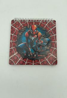 دفتریادداشت 14*14 همراه جاسوئیچی دلجو (دکمه) - مرد عنکبوتی