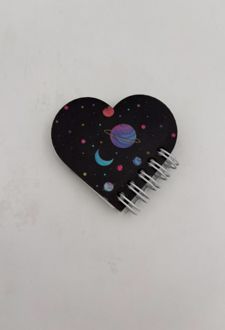 دفترچه جلد چوبی قلبی (دکمه)